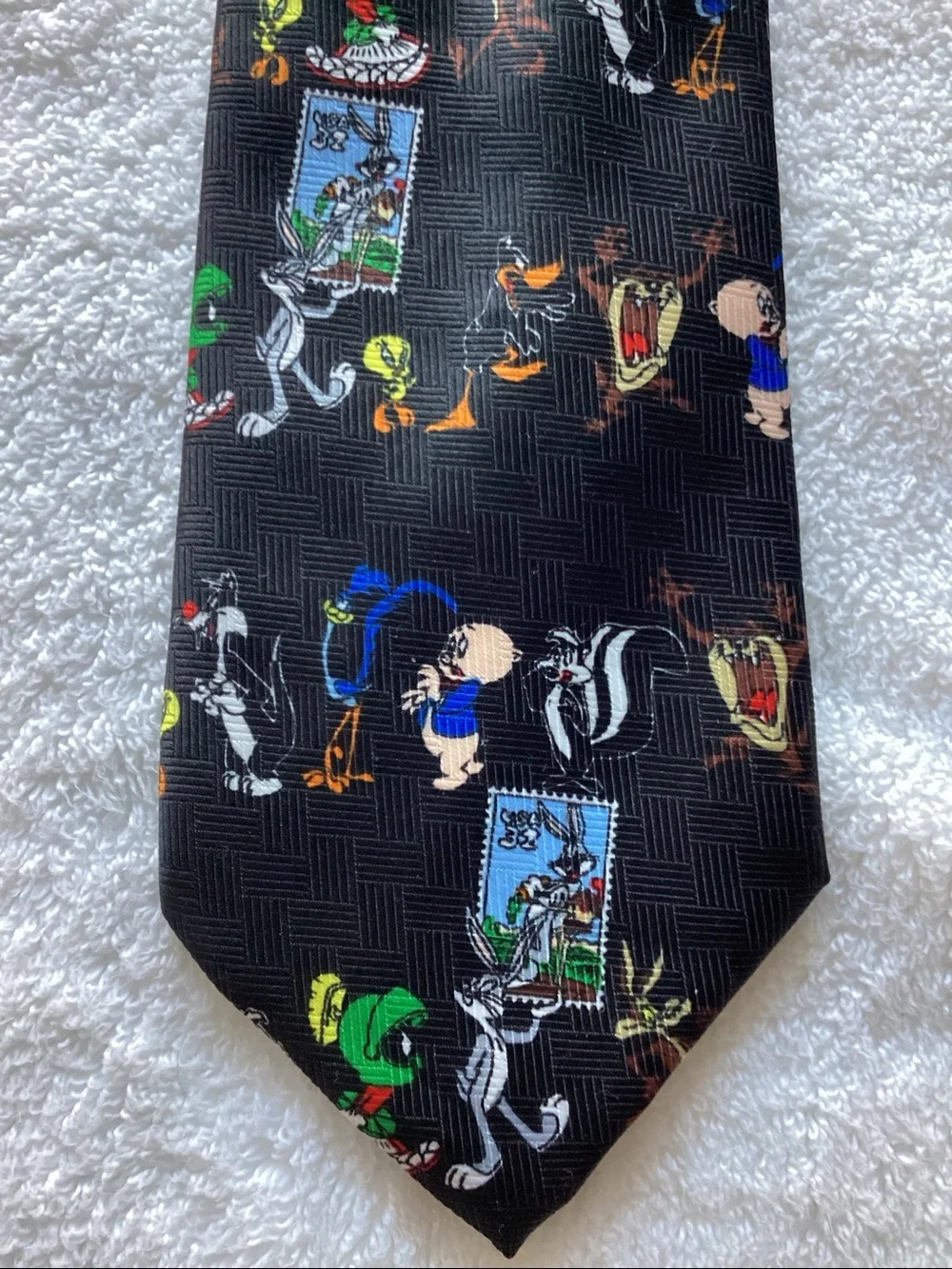 Warner Bros. Black Tie with Multicolor Looney Tunes Characters